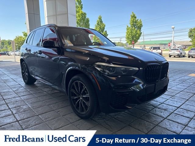 Used 2023 BMW X5 xDrive40i w/ M Sport Package AWD/4WD image 1