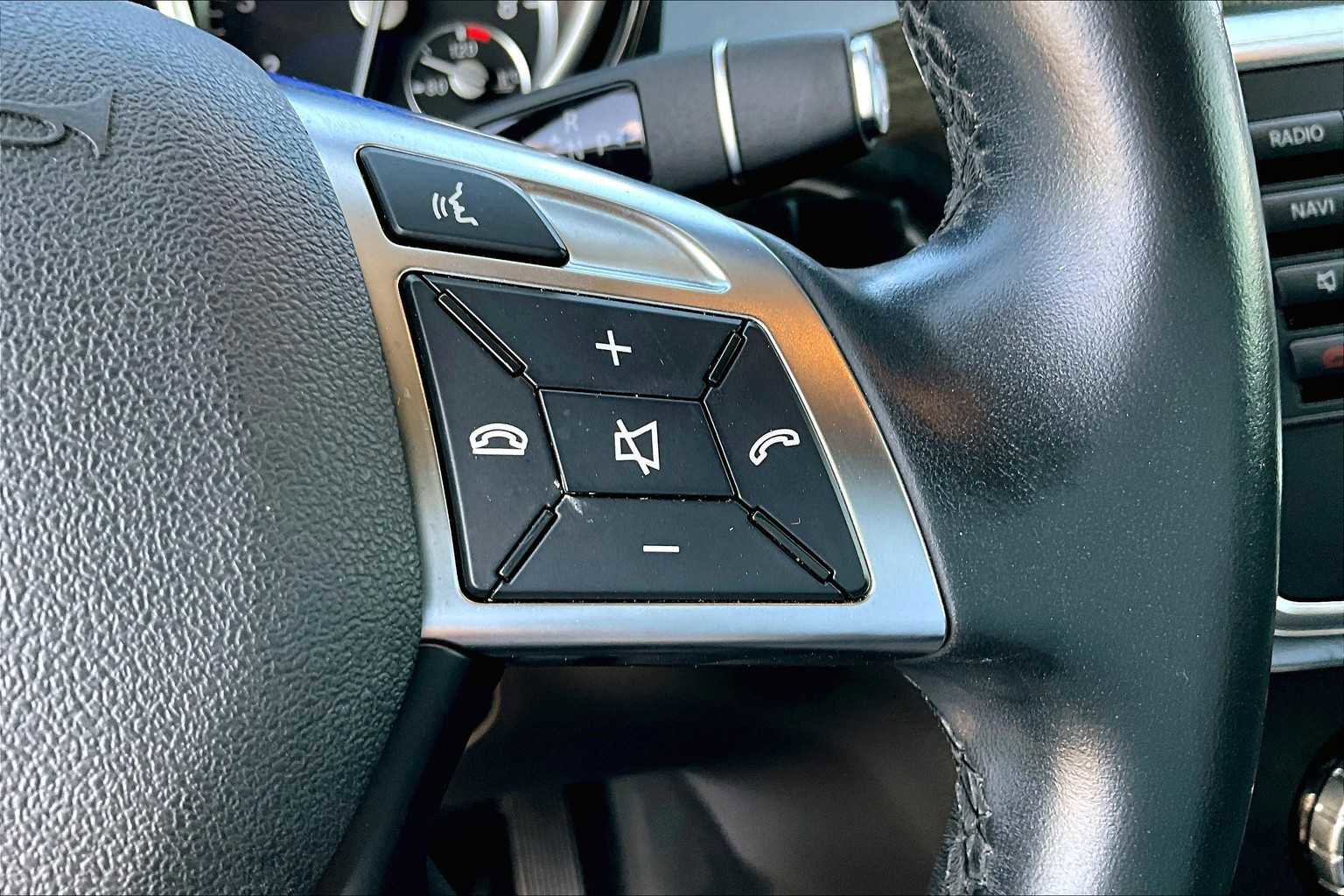 Used 2016 Mercedes-Benz GL 450 4MATIC image 22