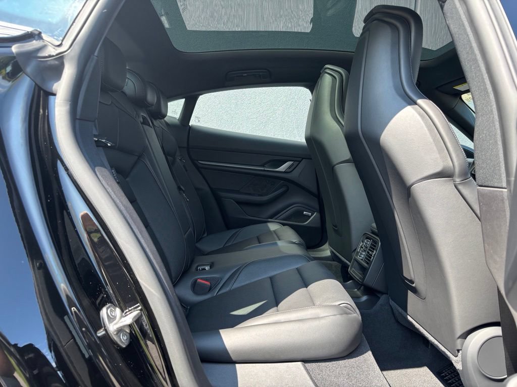 New 2026 Porsche Taycan 4S AWD/4WD image 14