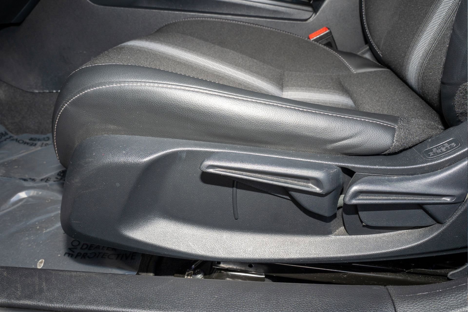 Used 2025 Honda Civic Sport image 26