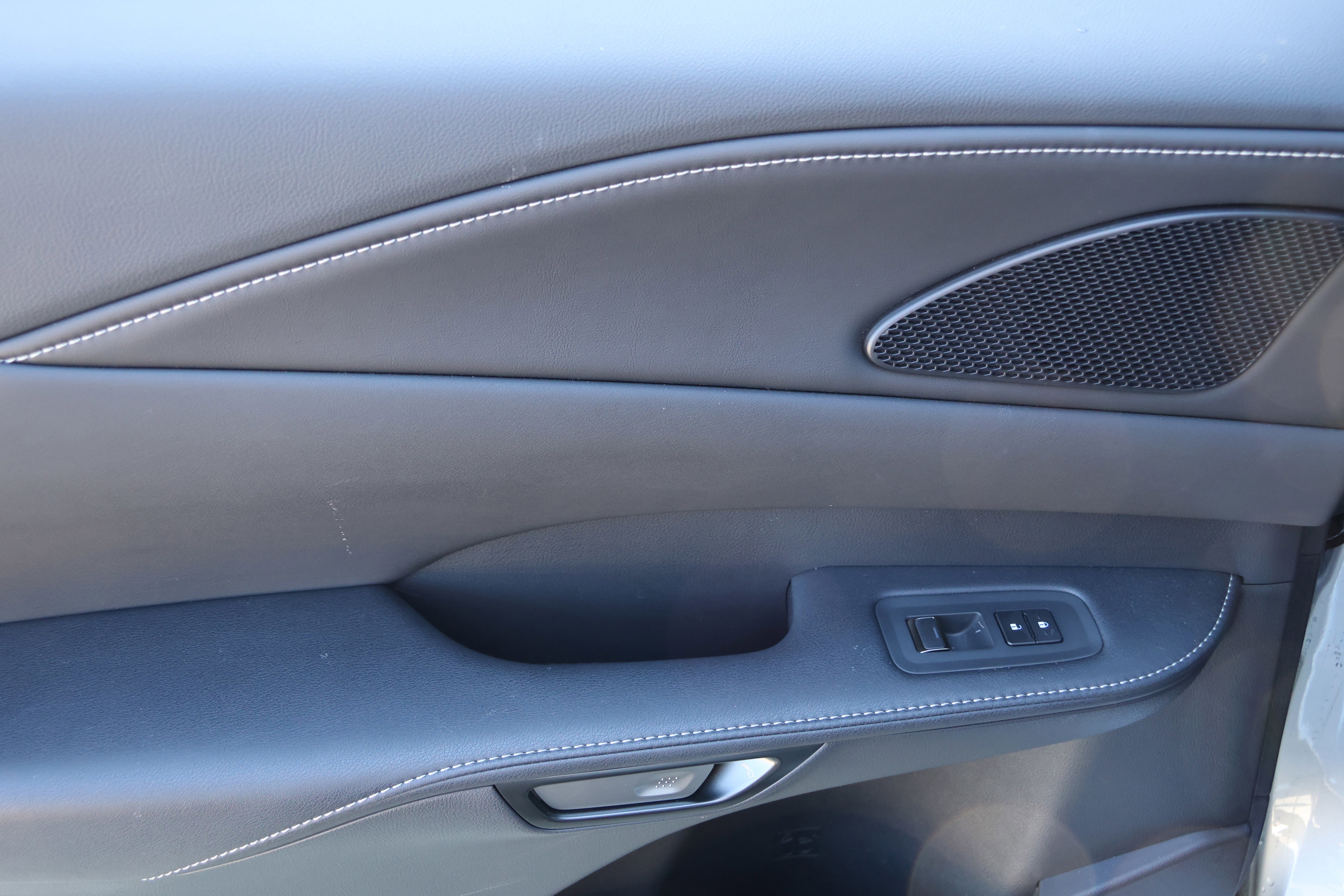 Used 2025 Lexus RX 350 Premium w/ Accessory Package (Z1) image 34