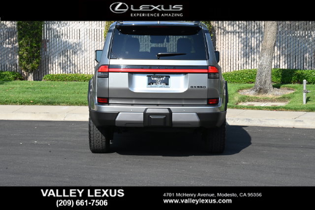 Used 2025 Lexus GX 550 AWD/4WD image 5