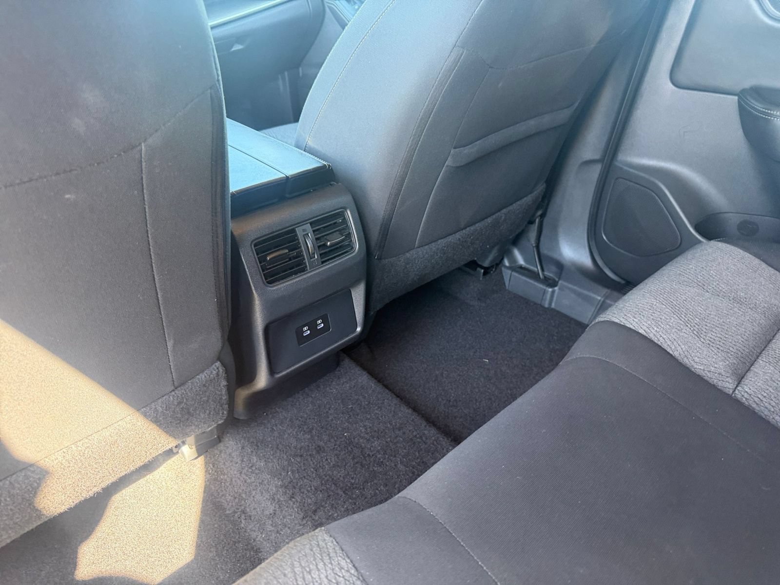 Used 2025 Nissan Rogue SV AWD/4WD image 24
