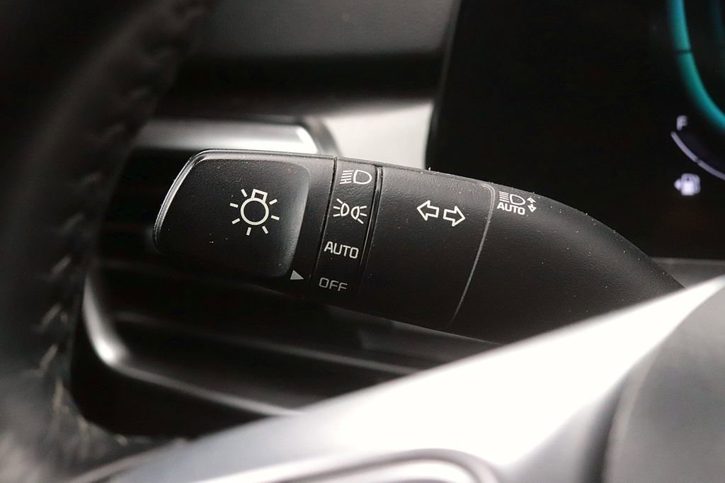 Used 2025 Kia Telluride S AWD/4WD image 26