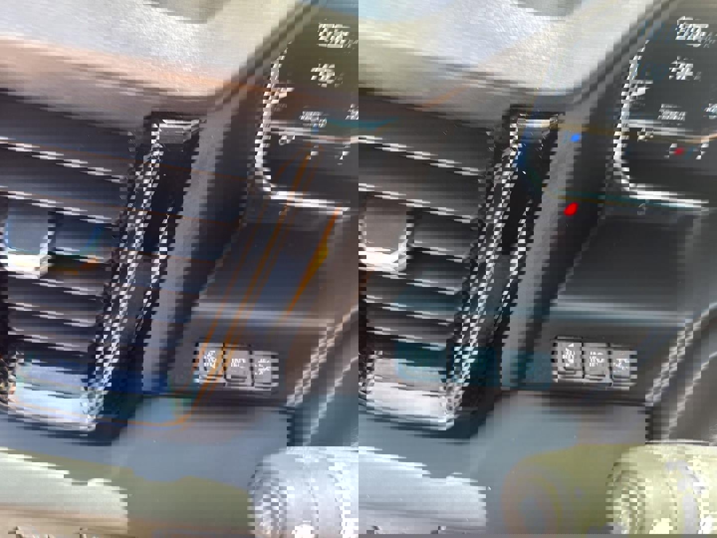 Used 2024 GMC Sierra 1500 AT4X image 20