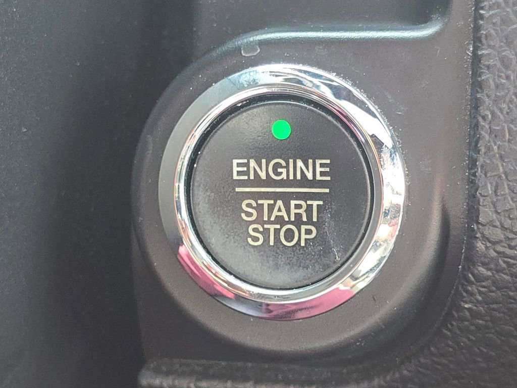 Used 2016 Ford Expedition Limited w/ Equipment Group 301A AWD/4WD image 37