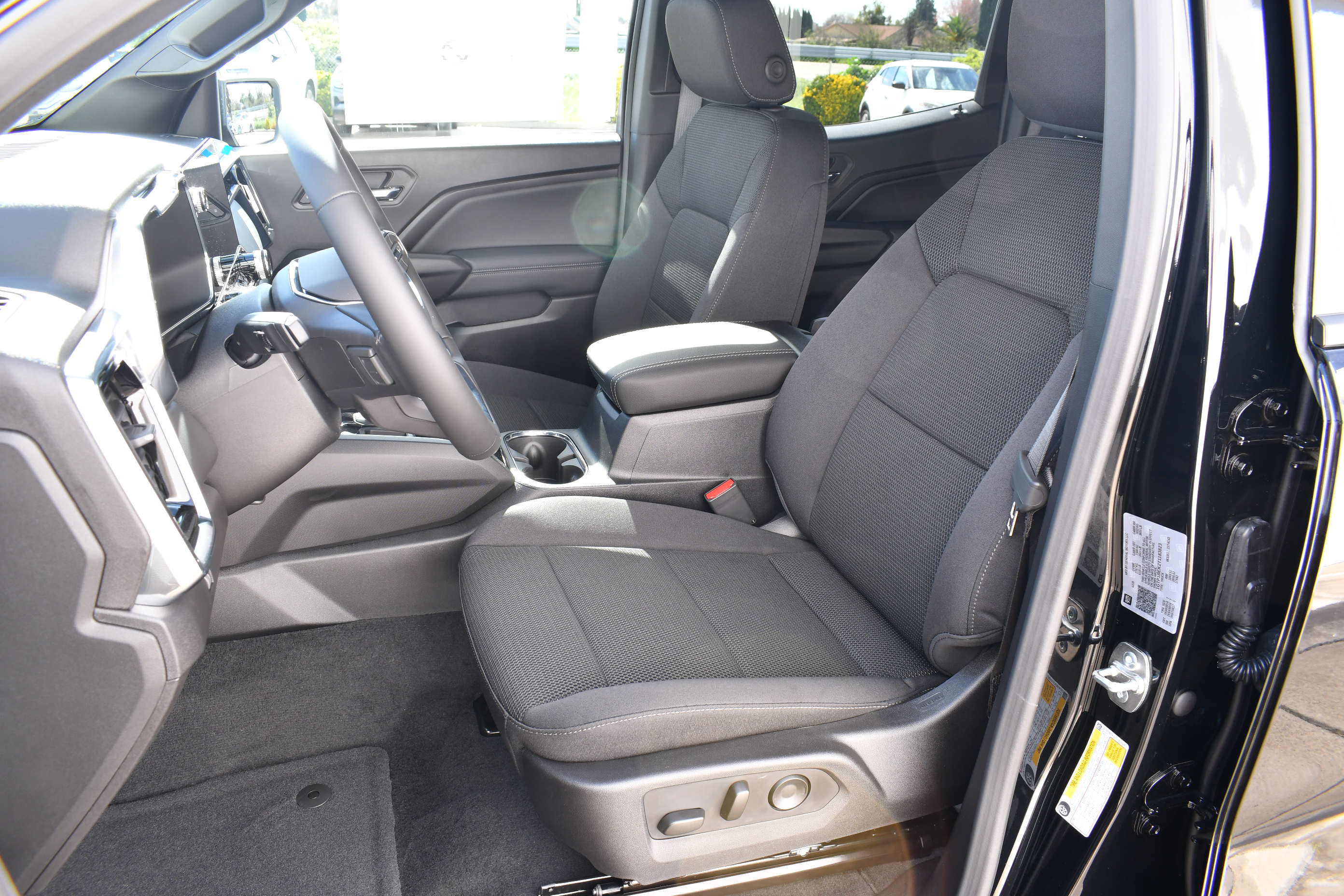 New 2026 GMC Canyon Elevation w/ Convenience Package image 17