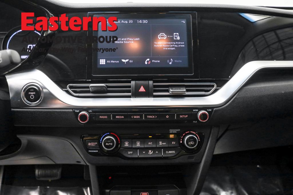 Used 2022 Kia Niro EX w/ Cold Weather Package image 13