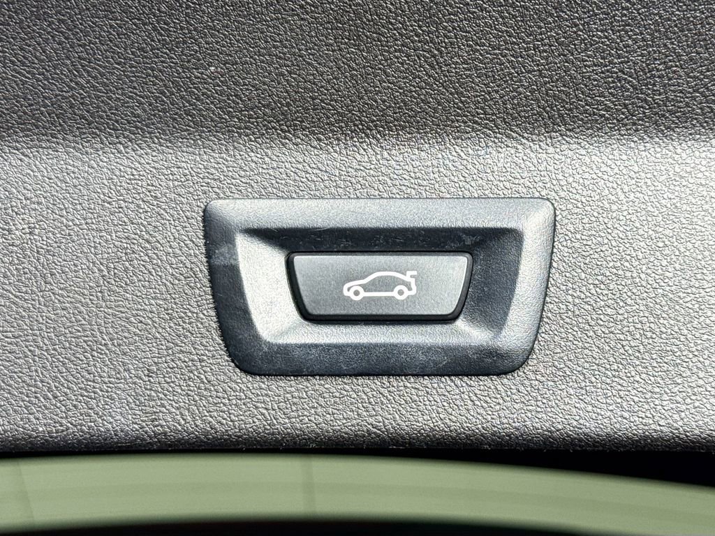 Used 2019 BMW X3 sDrive30i w/ Driving Assistance Package RWD image 33