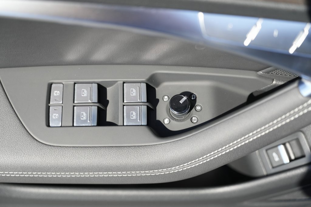 Used 2022 Audi A6 Premium Plus w/ Premium Plus Package image 35