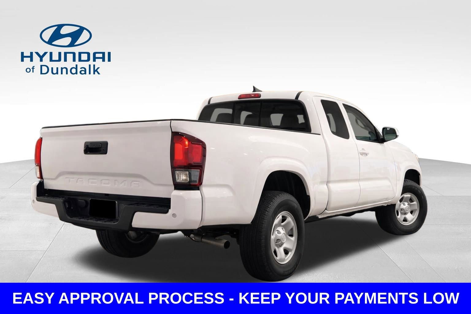 Used 2020 Toyota Tacoma SR w/ SR Convenience Package RWD image 2