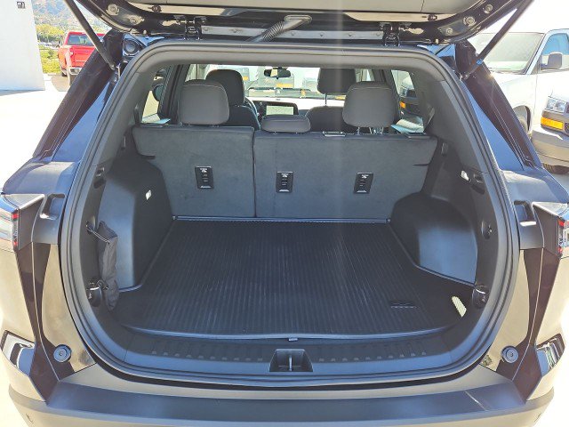 Used 2025 Chevrolet Equinox LT FWD image 26