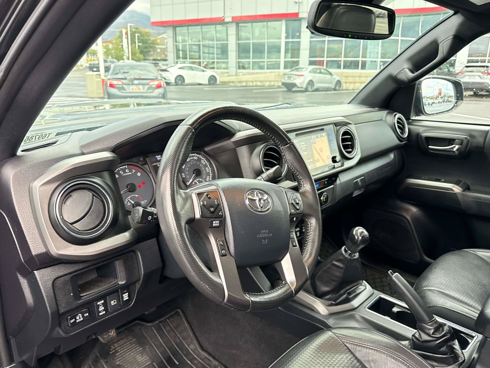 Used 2019 Toyota Tacoma TRD Sport AWD/4WD image 11