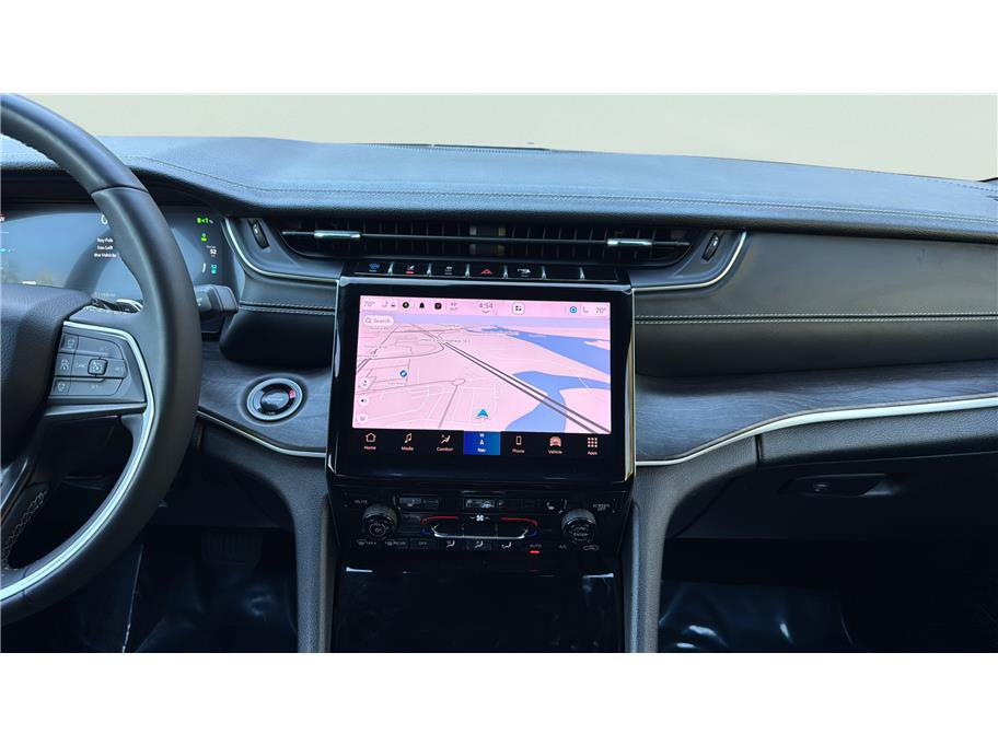 Used 2024 Jeep Grand Cherokee Limited 4xe AWD/4WD image 30