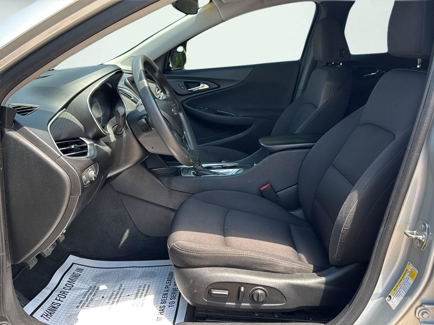 Used 2020 Chevrolet Malibu LT FWD image 9
