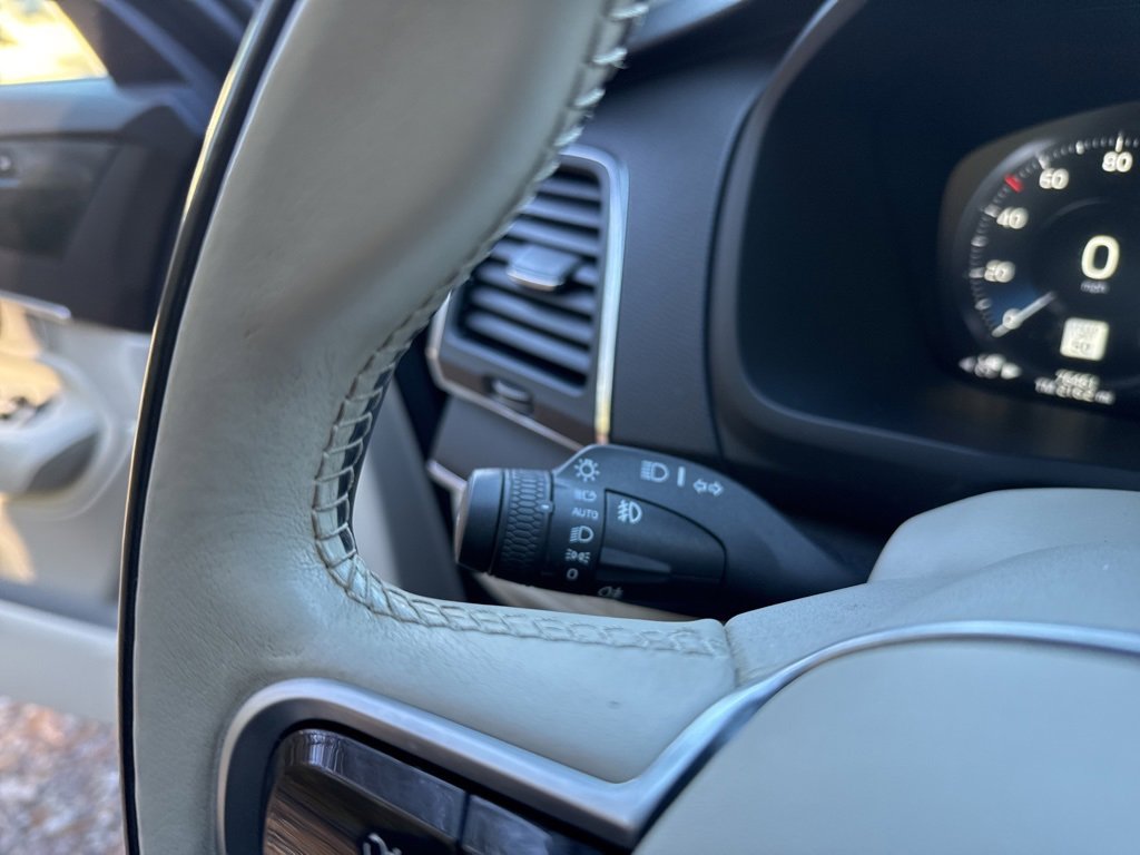 Used 2020 Volvo XC90 T5 Momentum w/ Protection Package image 22