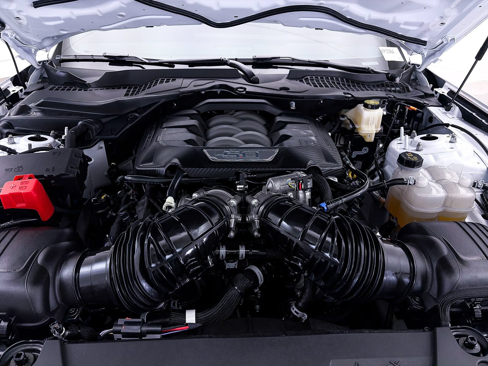 Used 2025 Ford Mustang GT Premium RWD image 14
