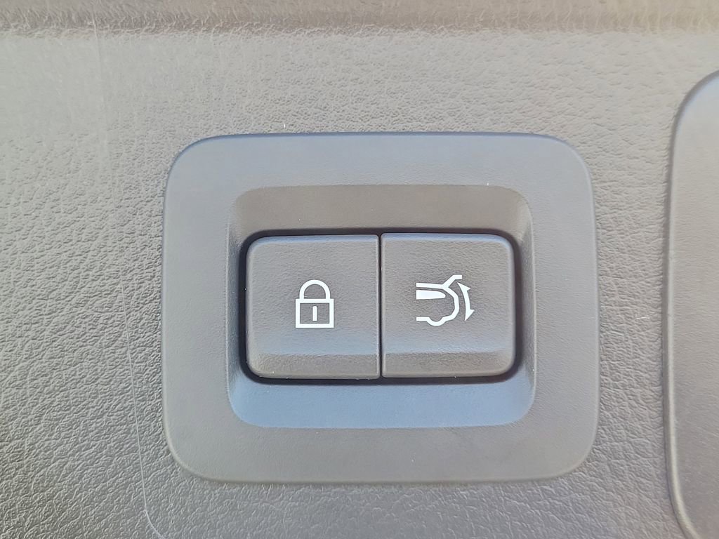 Used 2024 MAZDA CX-50 AWD 2.5 S w/ Premium Package image 11