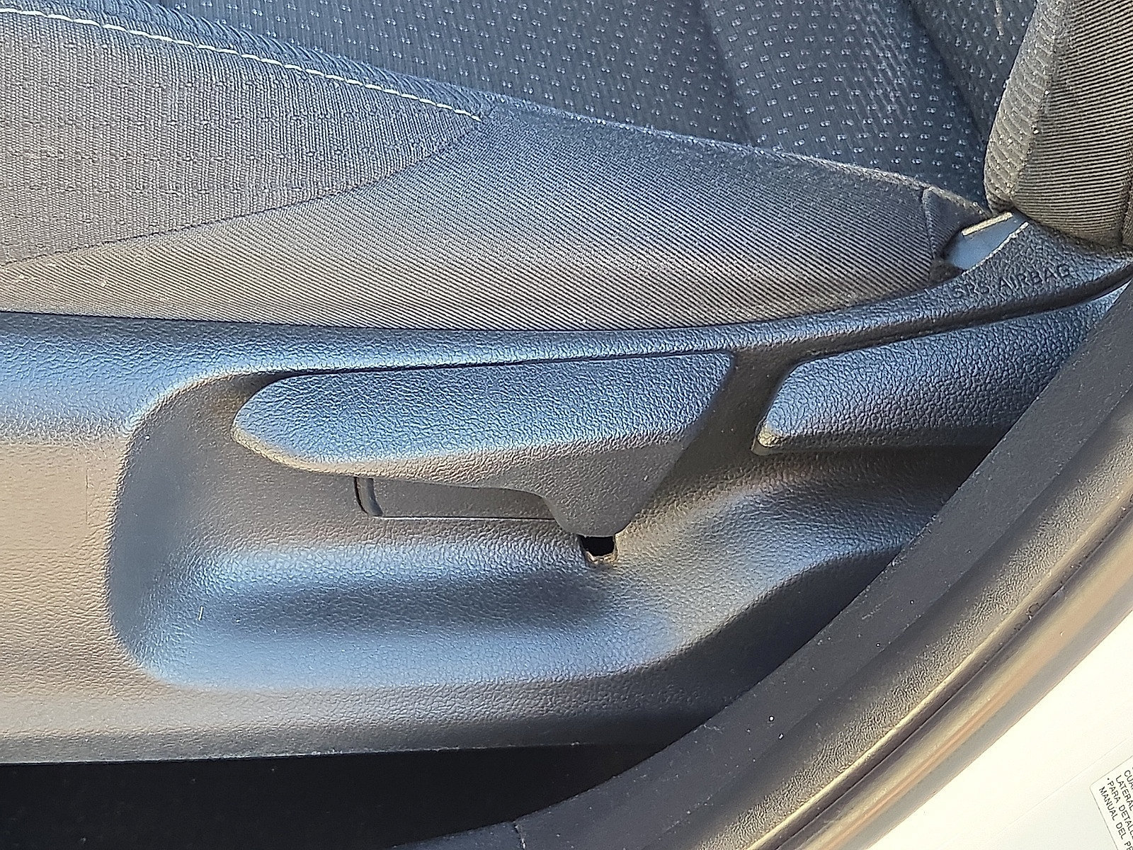 Used 2019 Toyota C-HR LE FWD image 14