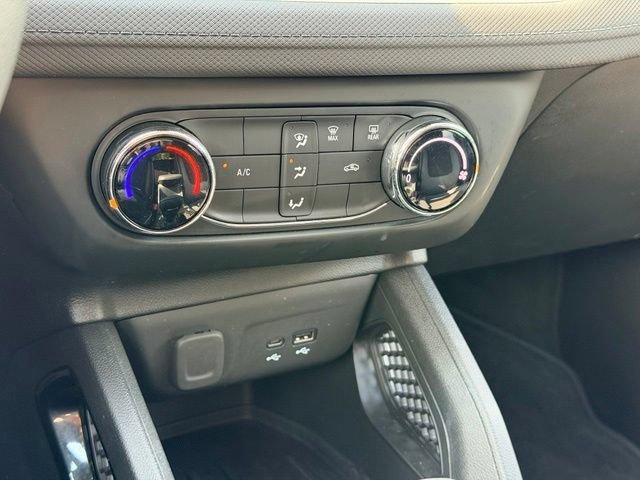 Used 2024 Chevrolet TrailBlazer LS w/ LS Convenience Package AWD/4WD image 15