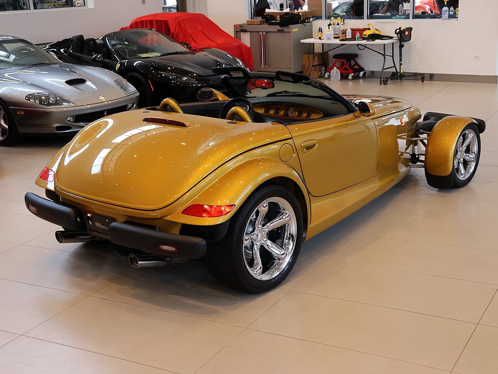 Used 2002 Chrysler Prowler RWD image 23