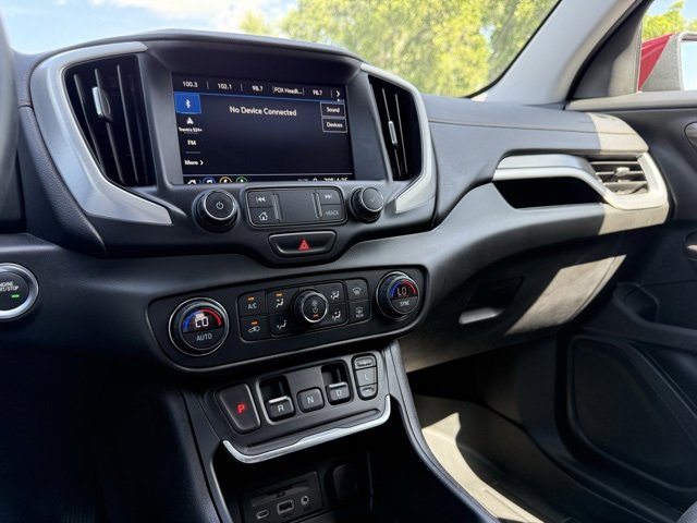 Used 2021 GMC Terrain SLT image 27