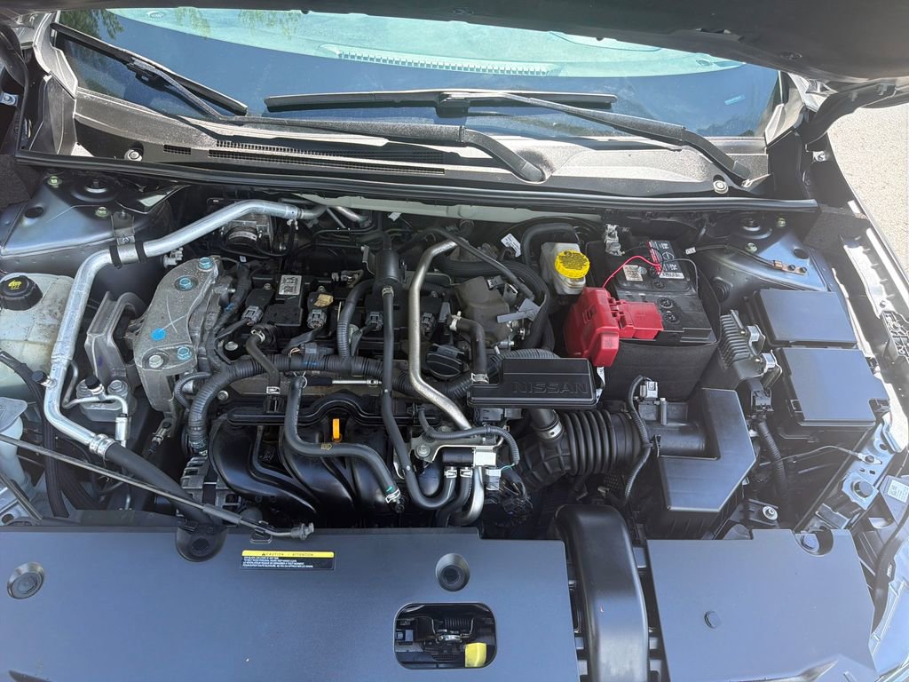Used 2023 Nissan Sentra SR w/ SR Premium Package FWD image 43