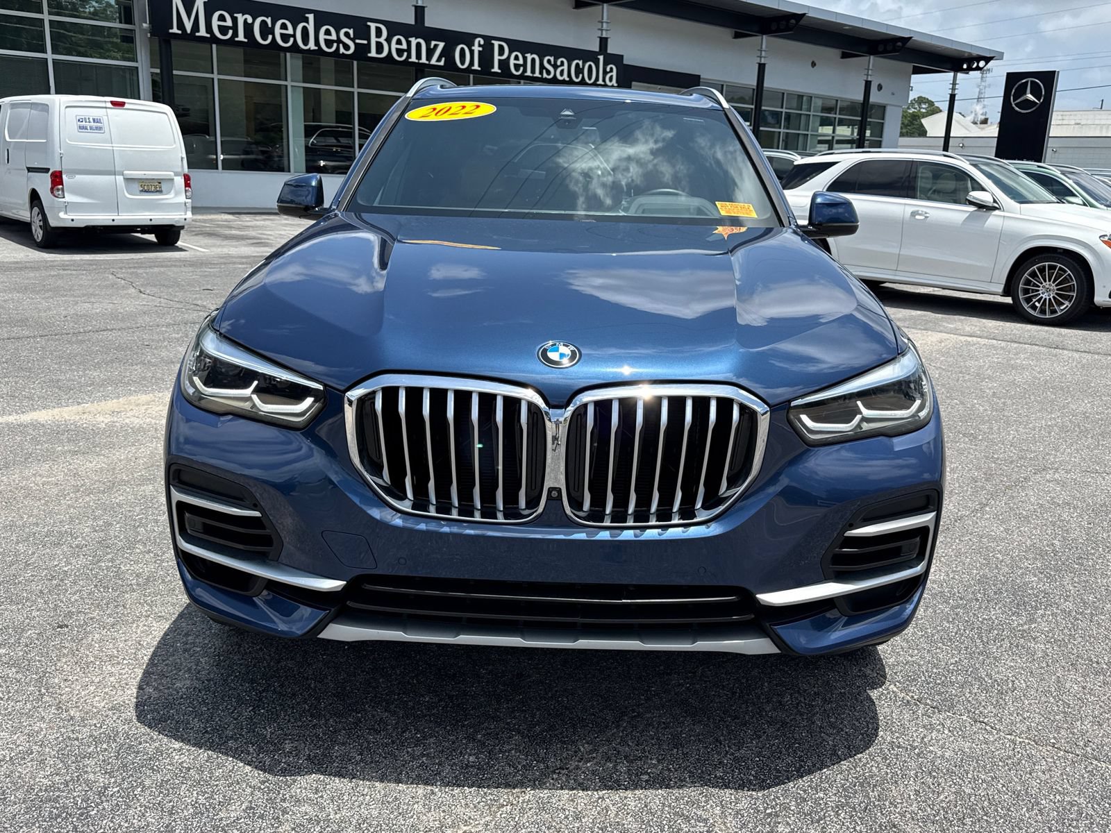 Used 2022 BMW X5 xDrive40i w/ Premium Package AWD/4WD image 5