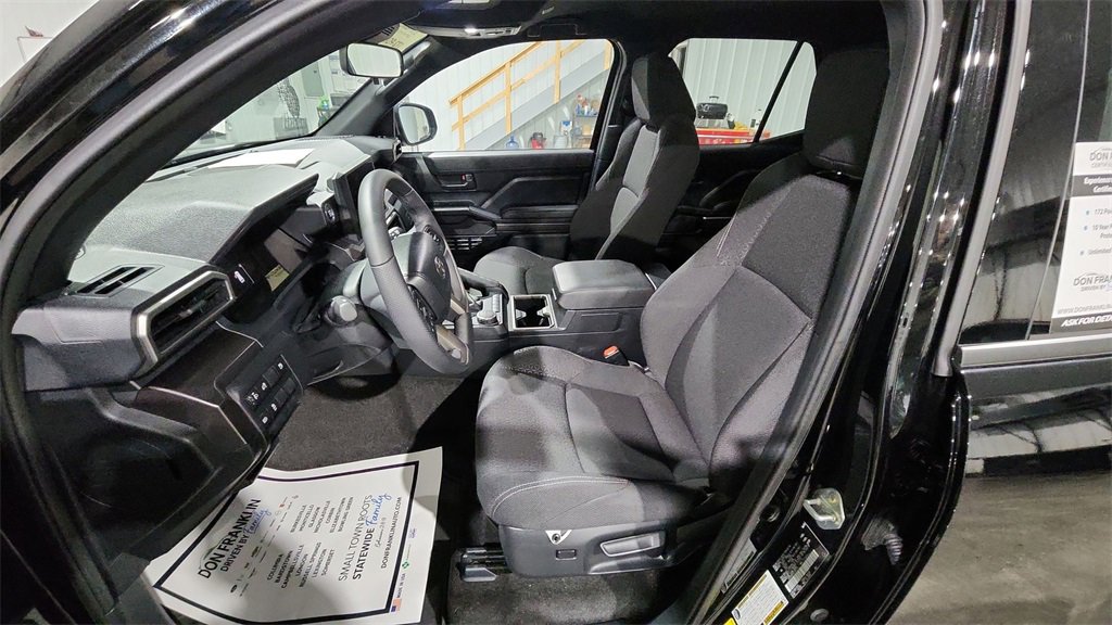 Used 2025 Toyota 4Runner SR5 image 15