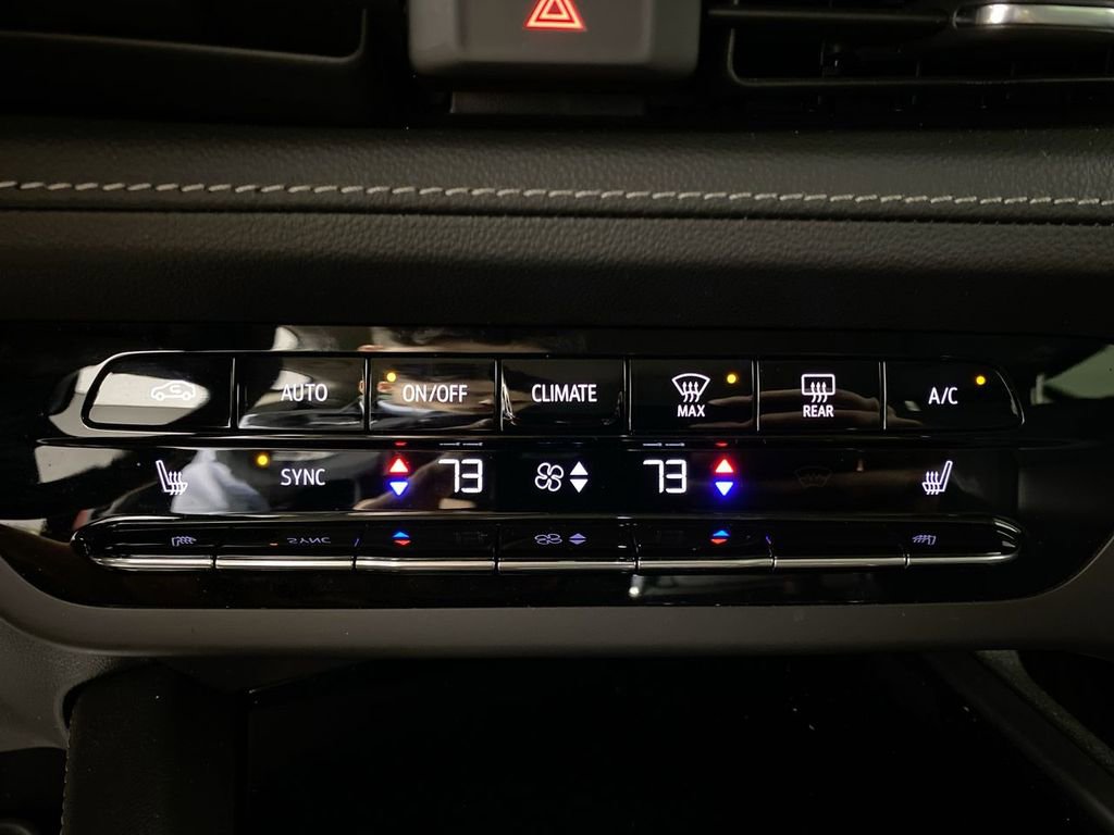 Certified 2023 Buick Envision Essence image 18