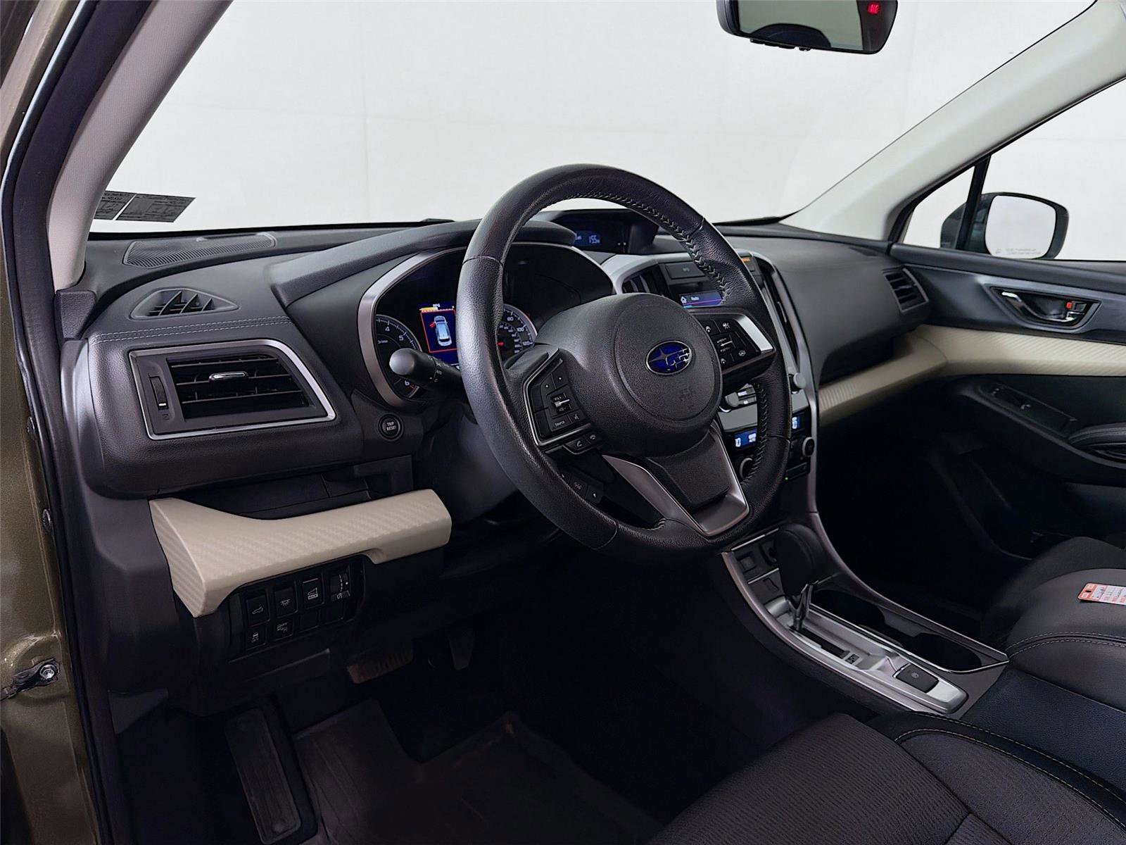 Used 2022 Subaru Ascent Premium w/ Convenience Package image 9