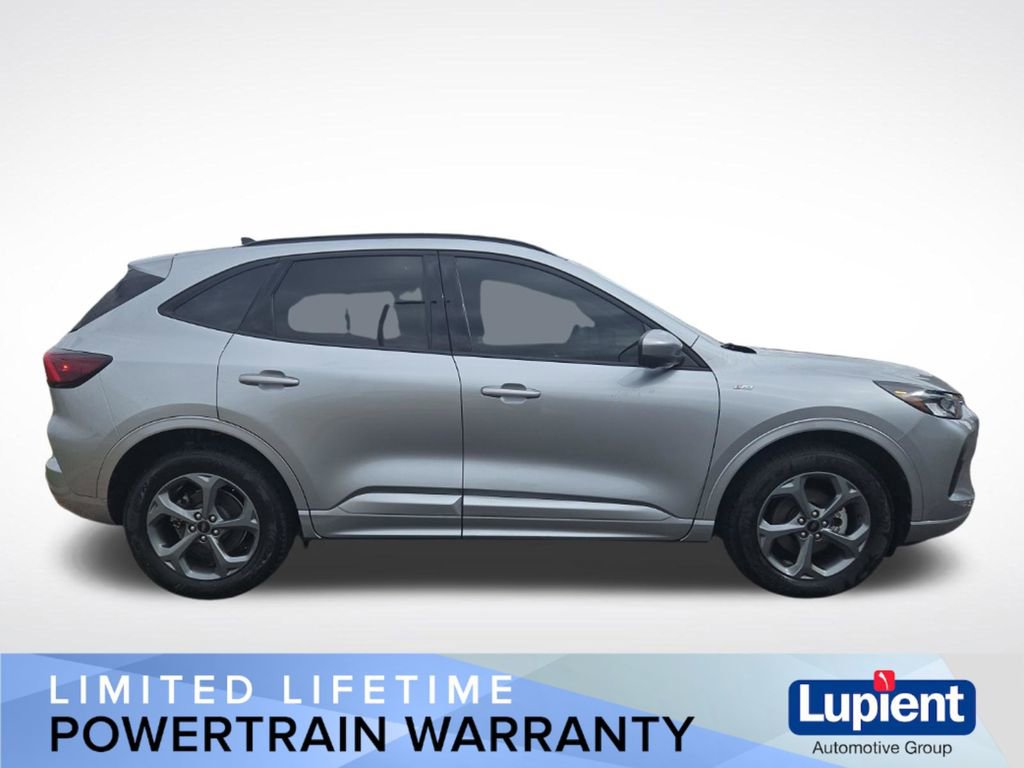Used 2023 Ford Escape ST-Line Select w/ Tech Pack #2 AWD/4WD video 2