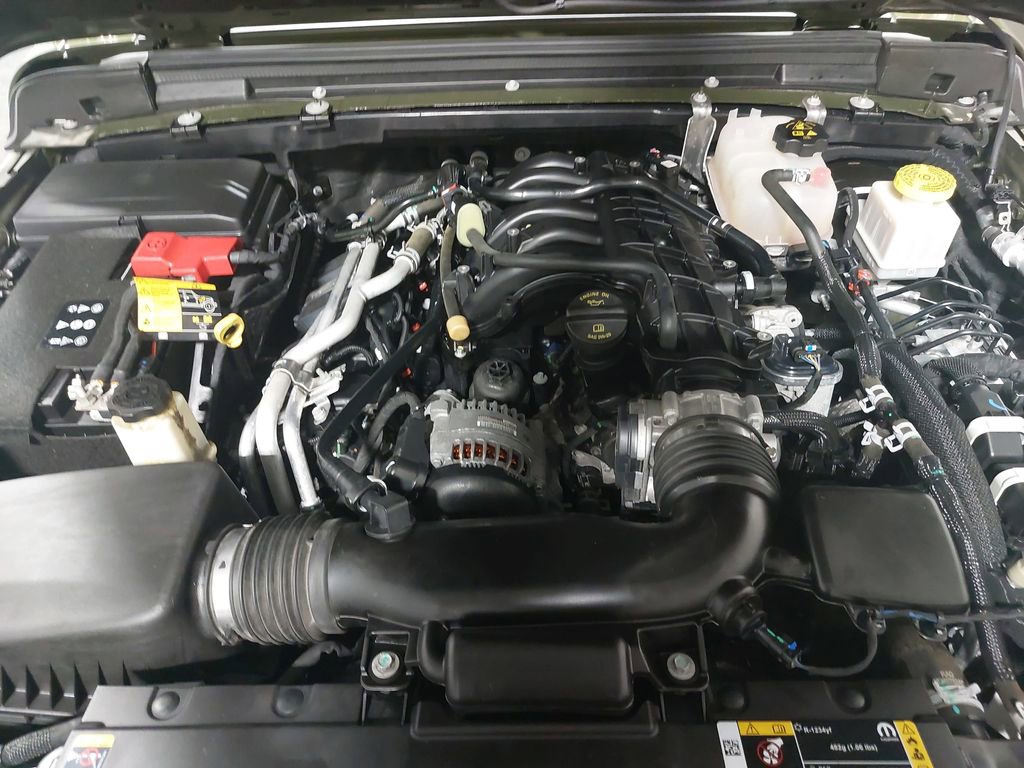 Used 2022 Jeep Gladiator Sport image 30