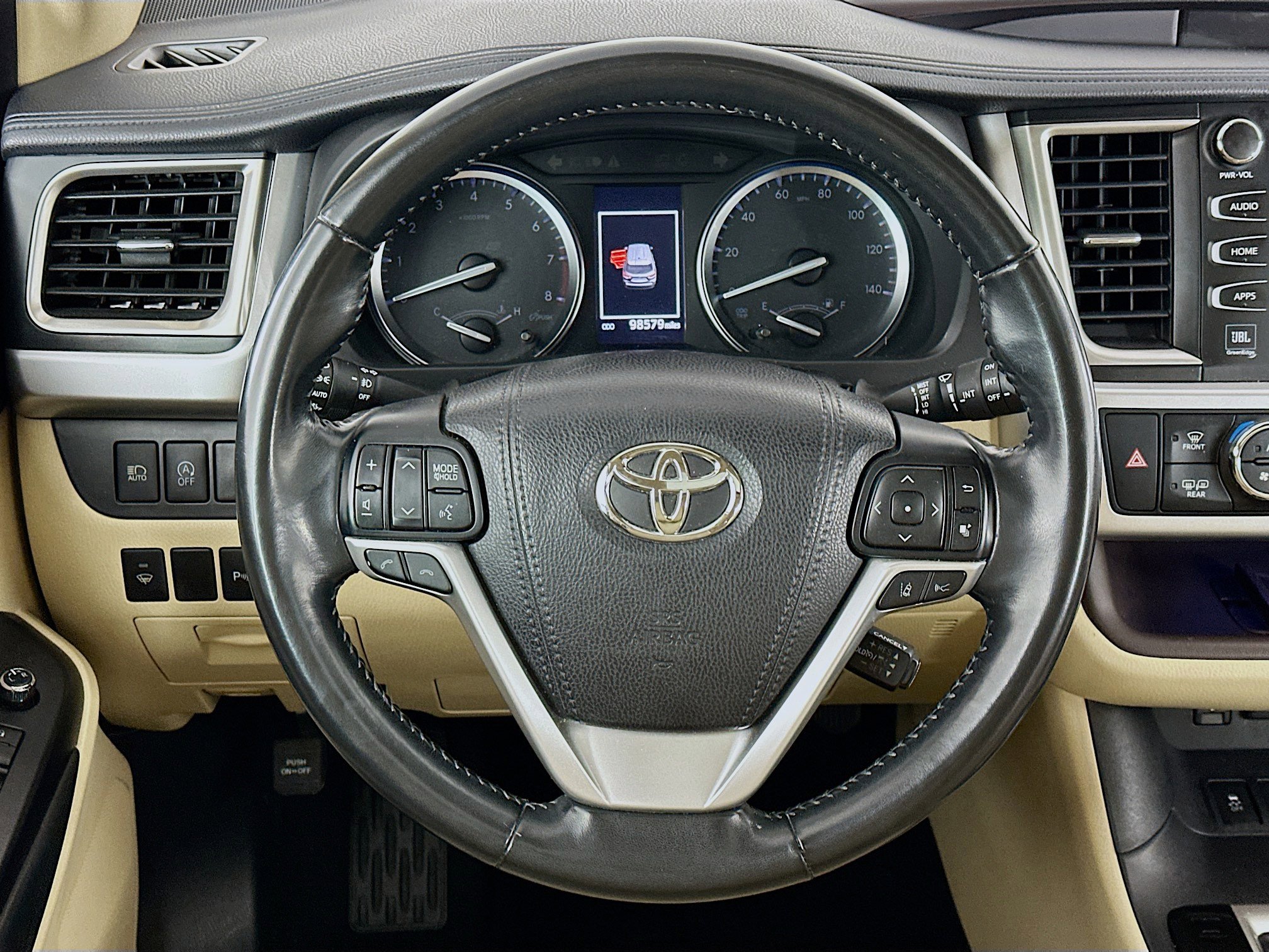 Used 2018 Toyota Highlander Limited image 18