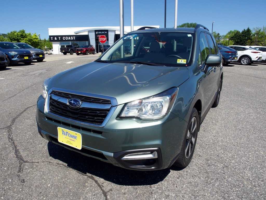 Used 2017 Subaru Forester 2.5i Premium w/ All-Weather Package AWD/4WD image 1