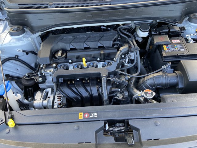 Used 2025 Hyundai Venue SEL FWD image 27