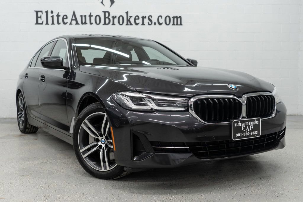 Used 2022 BMW 530i xDrive w/ Premium Package image 6