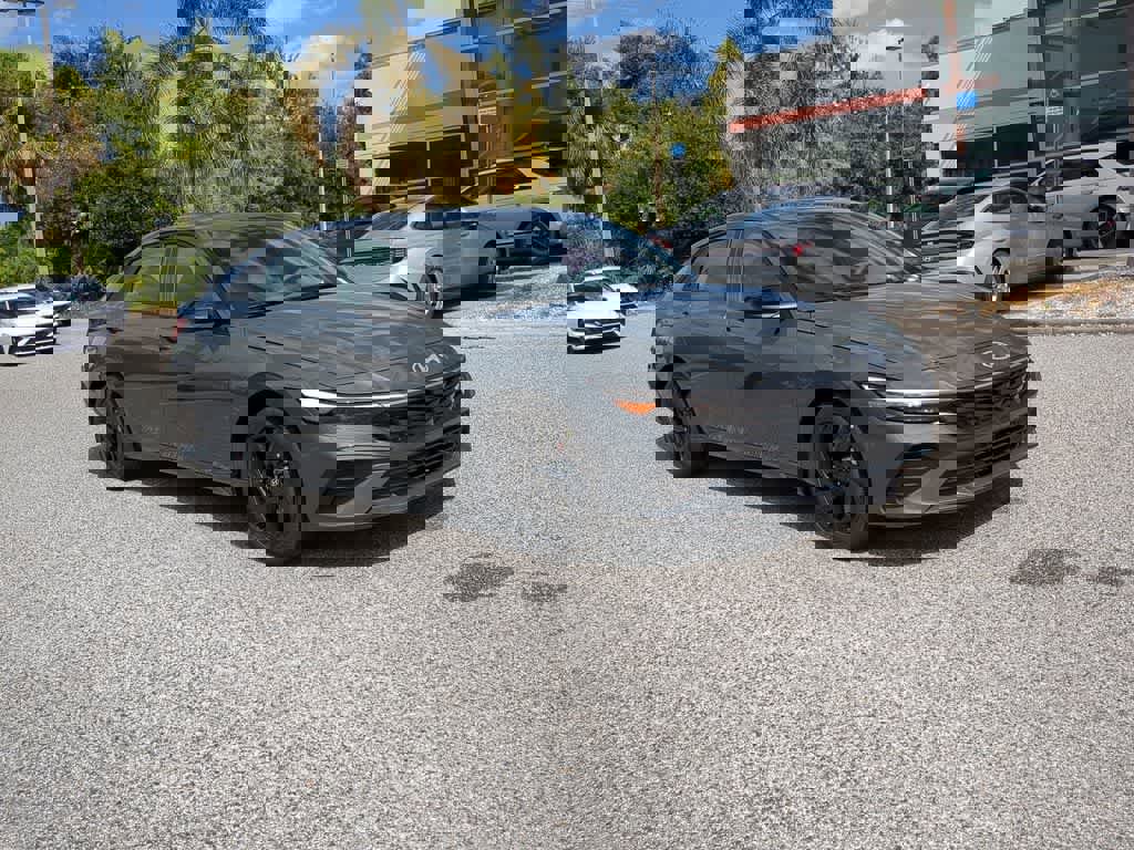 New 2026 Hyundai Elantra Sport FWD image 9