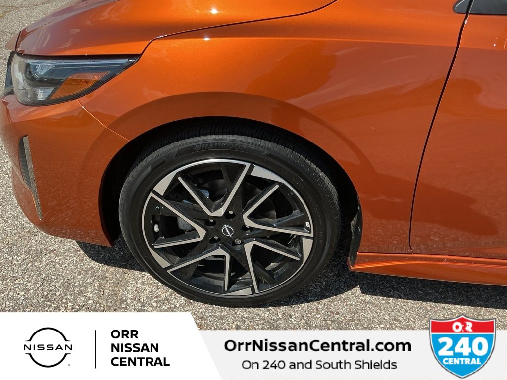 Certified 2025 Nissan Sentra SR w/ SR Premium Package image 9