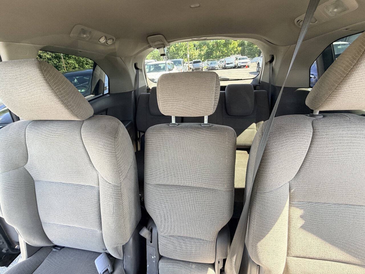 Used 2011 Honda Odyssey EX image 35
