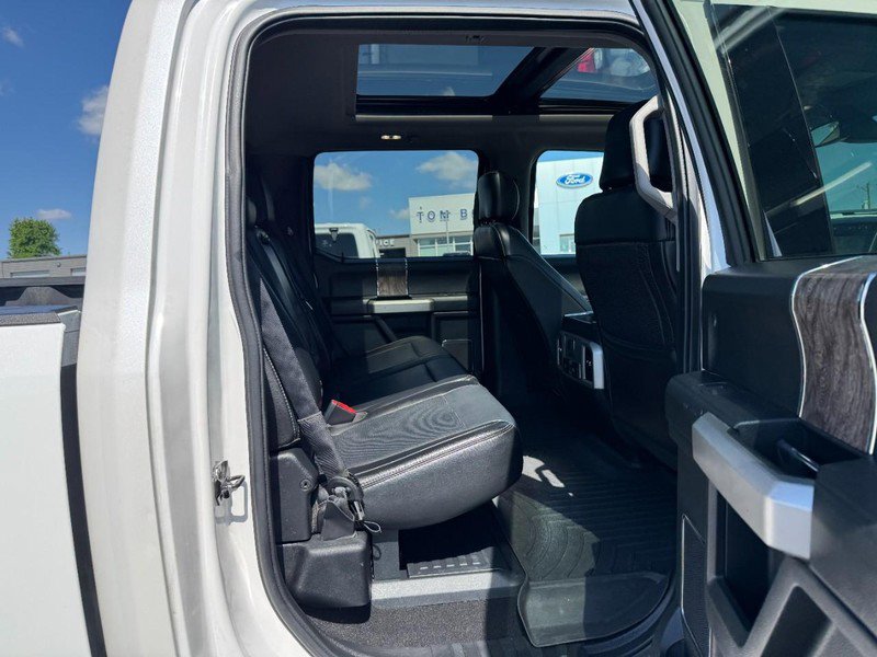 Used 2019 Ford F350 Lariat w/ Lariat Ultimate Package AWD/4WD image 10