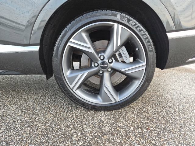 Used 2025 Genesis GV80 2.5T Prestige AWD/4WD image 13