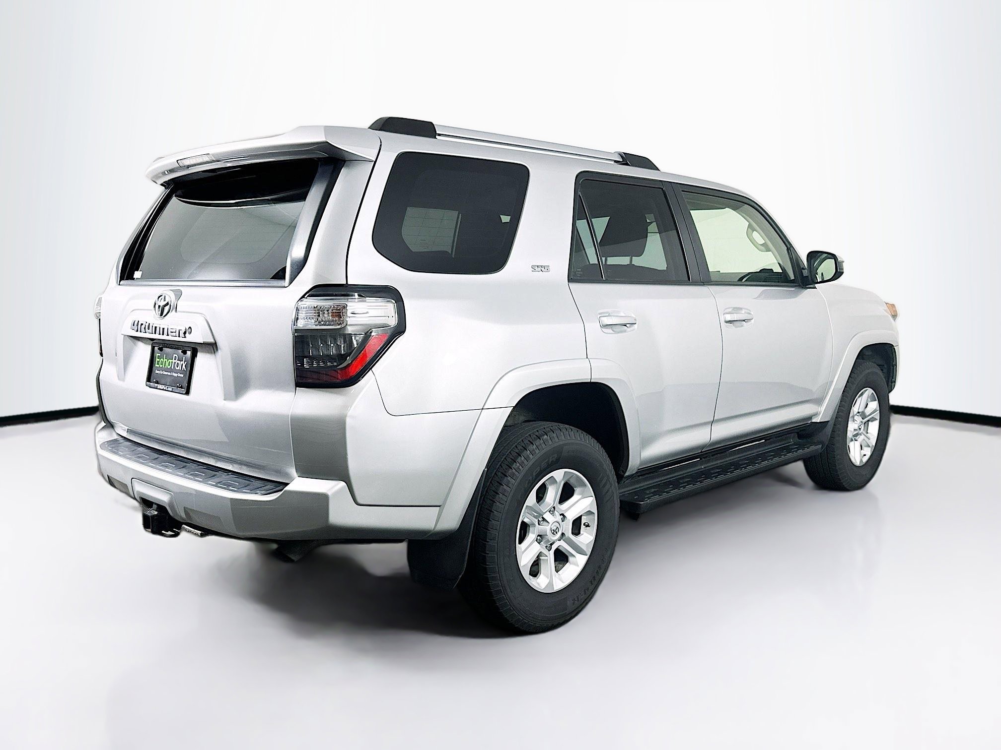 Used 2019 Toyota 4Runner SR5 image 9