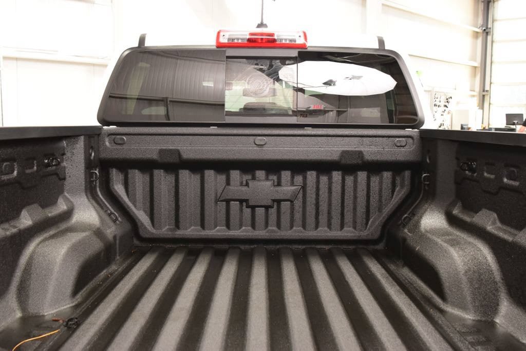 New 2026 Chevrolet Colorado ZR2 w/ Technology Package AWD/4WD image 28