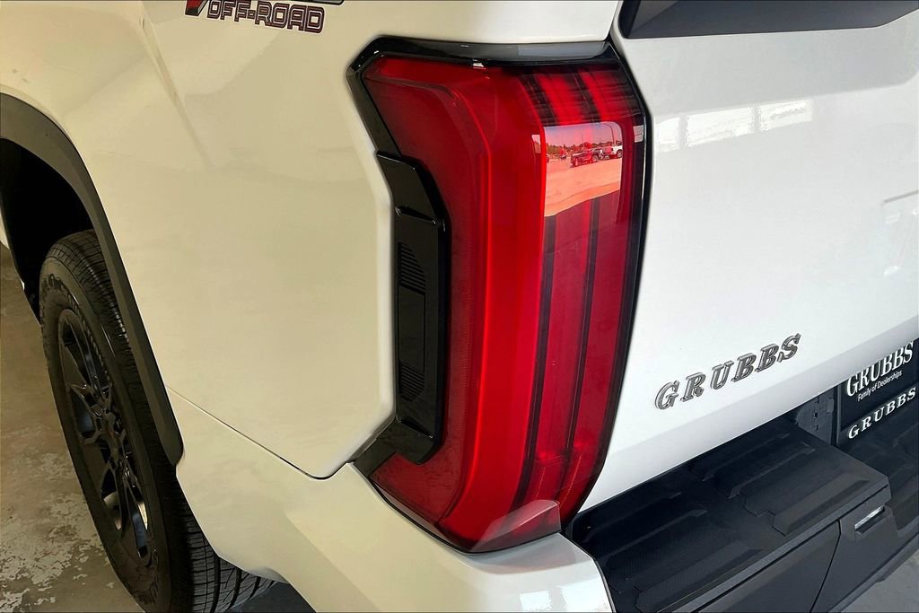 Used 2022 Toyota Tundra SR5 image 38