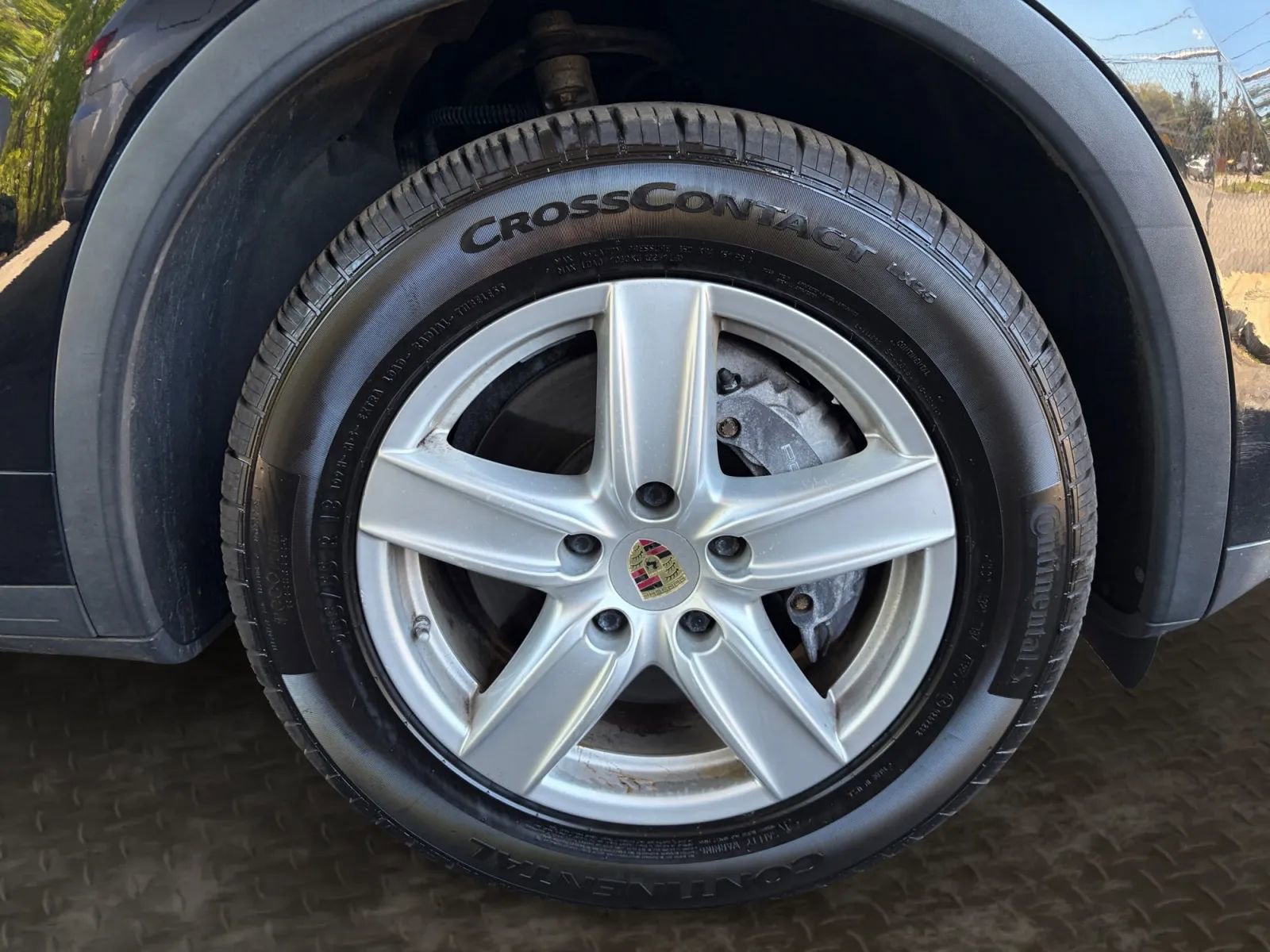 Used 2014 Porsche Cayenne AWD/4WD image 42