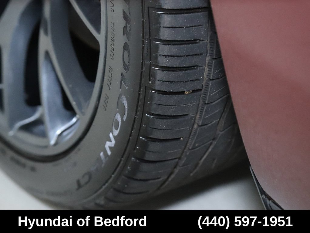 Used 2022 Dodge Challenger R/T w/ Blacktop Package RWD image 31