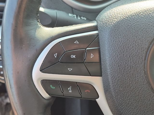Used 2018 Jeep Cherokee Trailhawk w/ Quick Order Package 27L AWD/4WD image 17