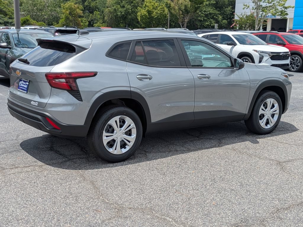 New 2026 Chevrolet Trax LT FWD image 4