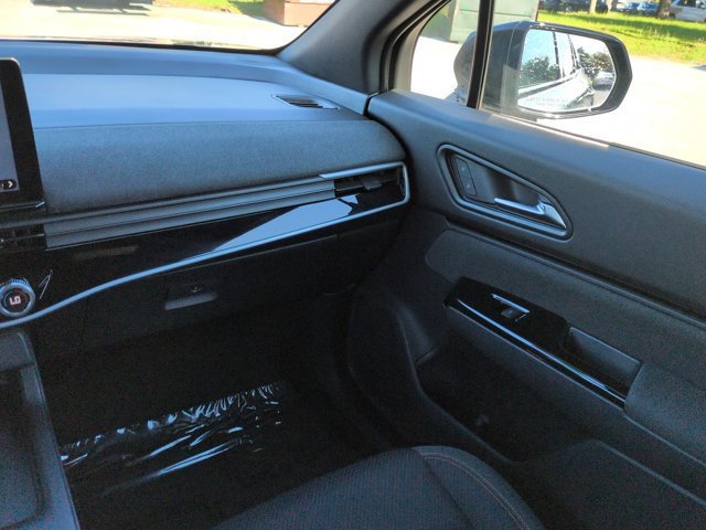 Used 2024 Honda Prologue EX image 16